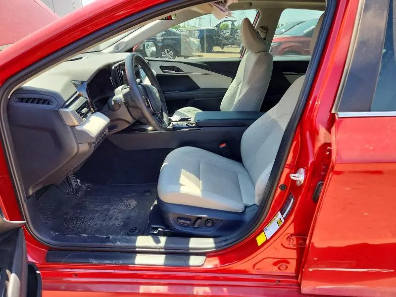 2025 TOYOTA CAMRY   