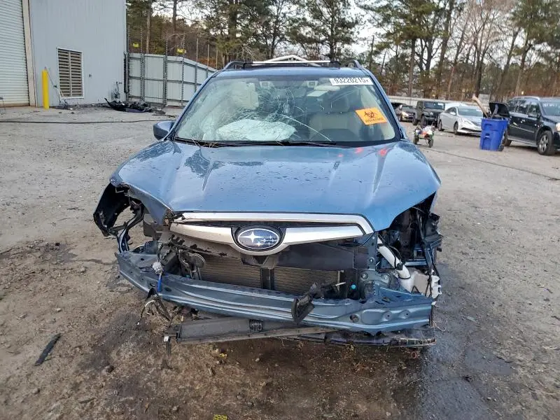 2021 SUBARU FORESTER   