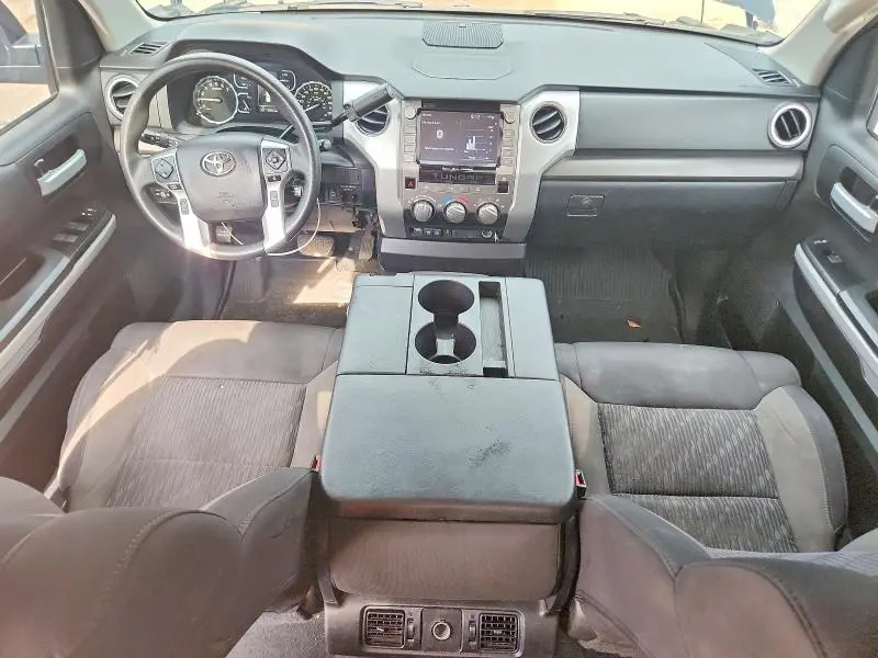 2021 TOYOTA TUNDRA CREWMAX SR5  