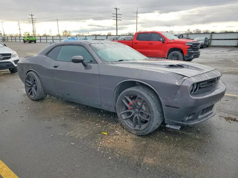 2015 DODGE CHALLENGER SXT  