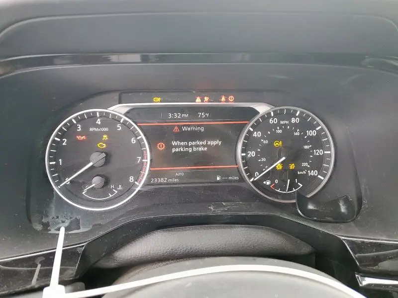 2023 NISSAN PATHFINDER SV  