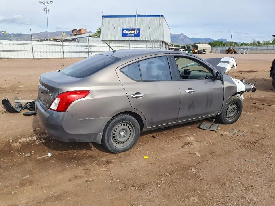 2012 NISSAN VERSA 1.6 S  