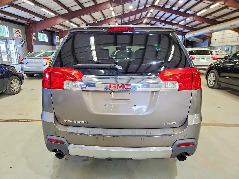 2010 GMC TERRAIN SLT  