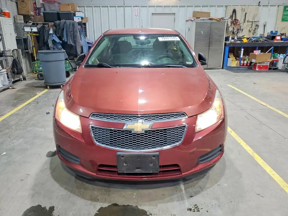 2013 CHEVROLET CRUZE LS  