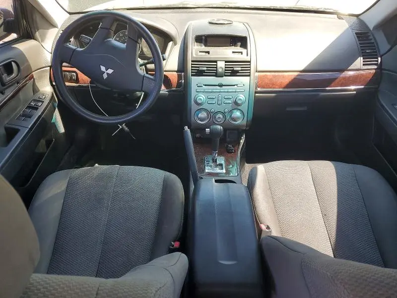 2010 MITSUBISHI GALANT ES  