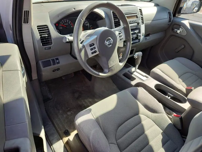 2016 NISSAN FRONTIER S  