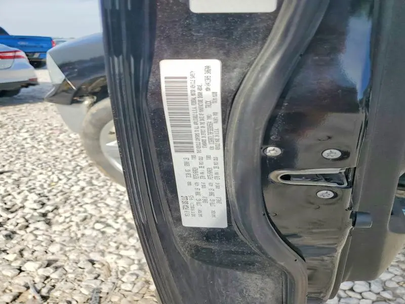 2015 RAM 1500 SLT  