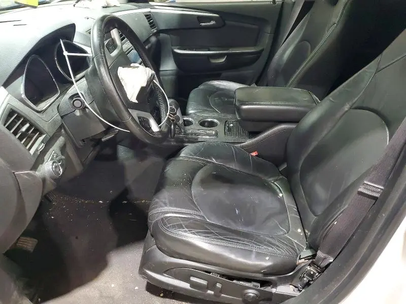 2012 CHEVROLET TRAVERSE LT  