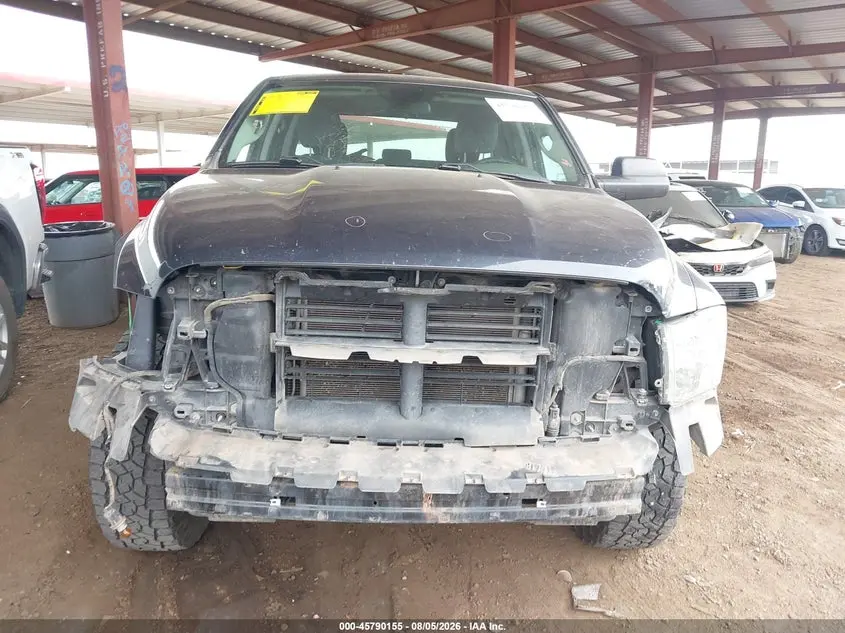2018 RAM 1500 EXPRESS  4X4 6'4 BOX