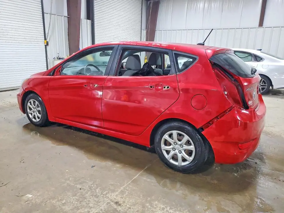 2014 HYUNDAI ACCENT GS  