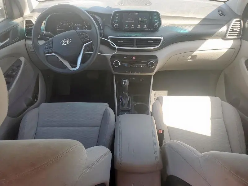 2021 HYUNDAI TUCSON SE  