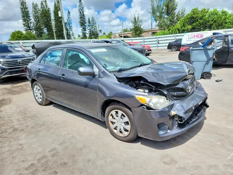 2013 TOYOTA COROLLA L  