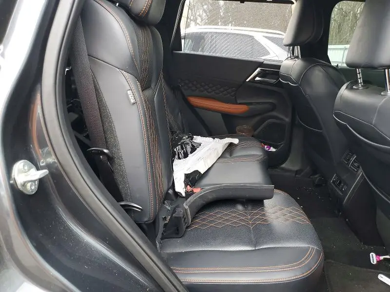 2024 MITSUBISHI OUTLANDER SEL  