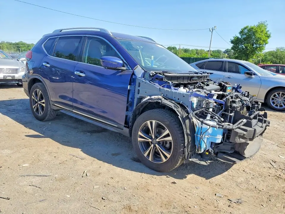 2018 NISSAN ROGUE SL  