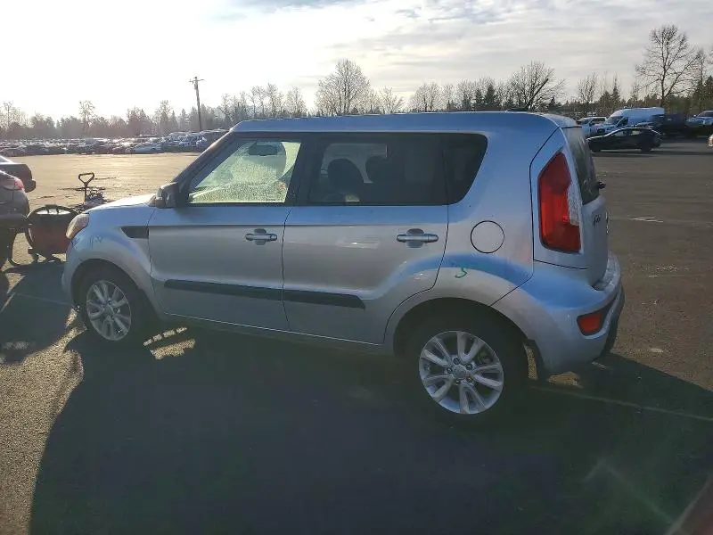2013 KIA SOUL +  