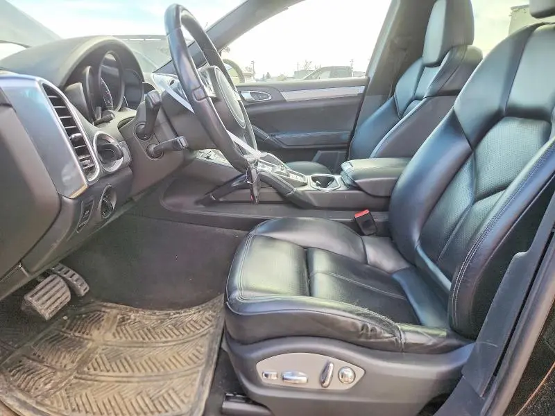 2012 PORSCHE CAYENNE TURBO  
