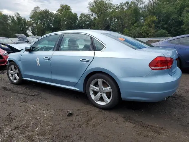 2013 VOLKSWAGEN PASSAT SE  