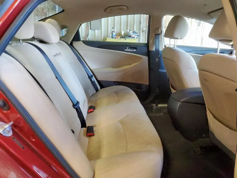 2012 HYUNDAI SONATA GLS  