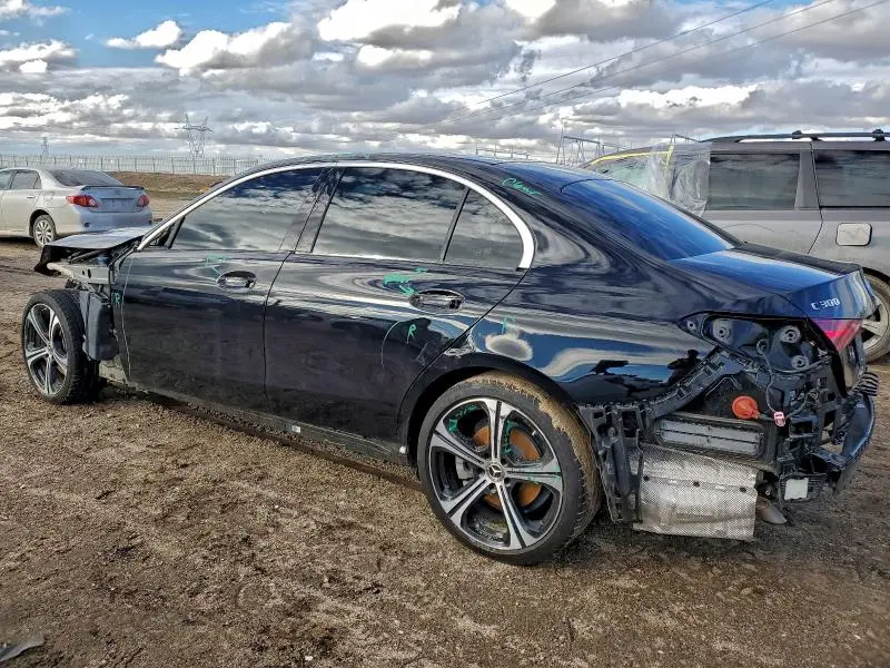 2024 MERCEDES-BENZ C 300  