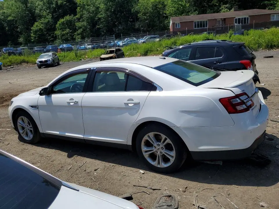 2019 FORD TAURUS SEL  