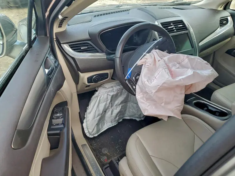 2018 LINCOLN MKC PREMIERE  