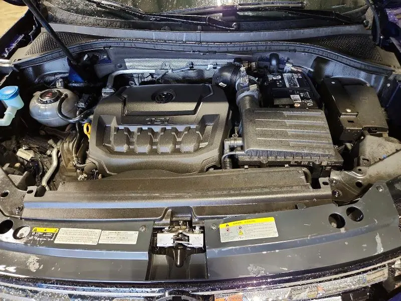 2021 VOLKSWAGEN TIGUAN SE  