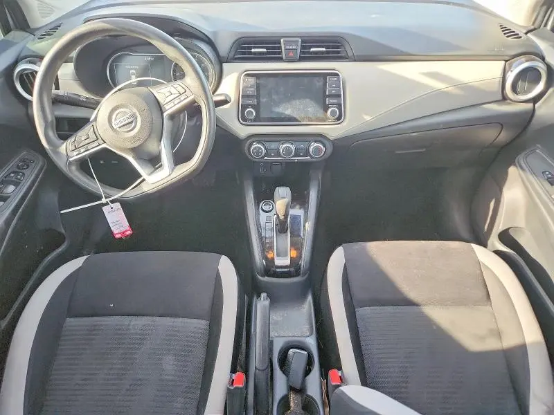 2022 NISSAN VERSA SV  