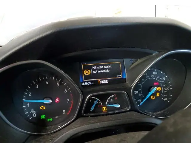 2015 FORD FOCUS SE  