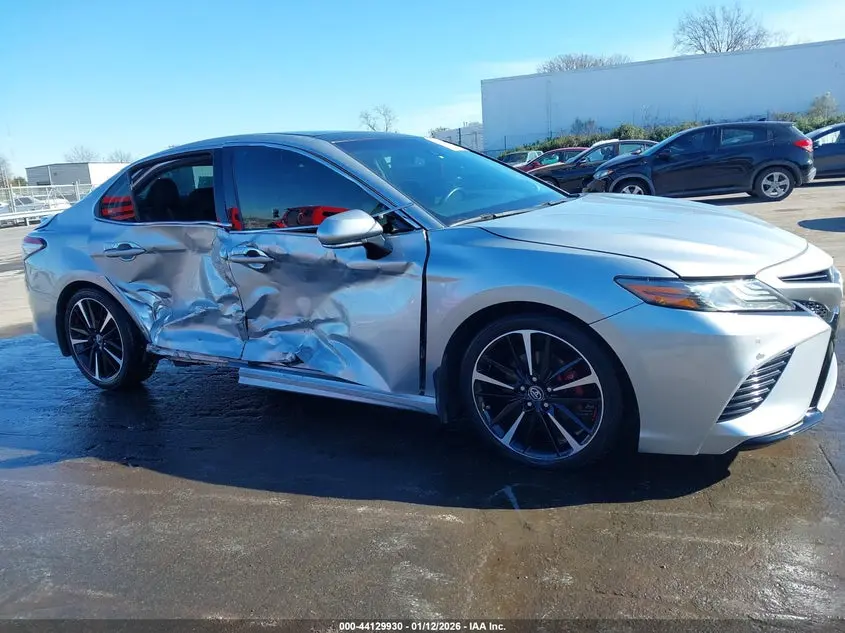 2018 TOYOTA CAMRY XSE V6