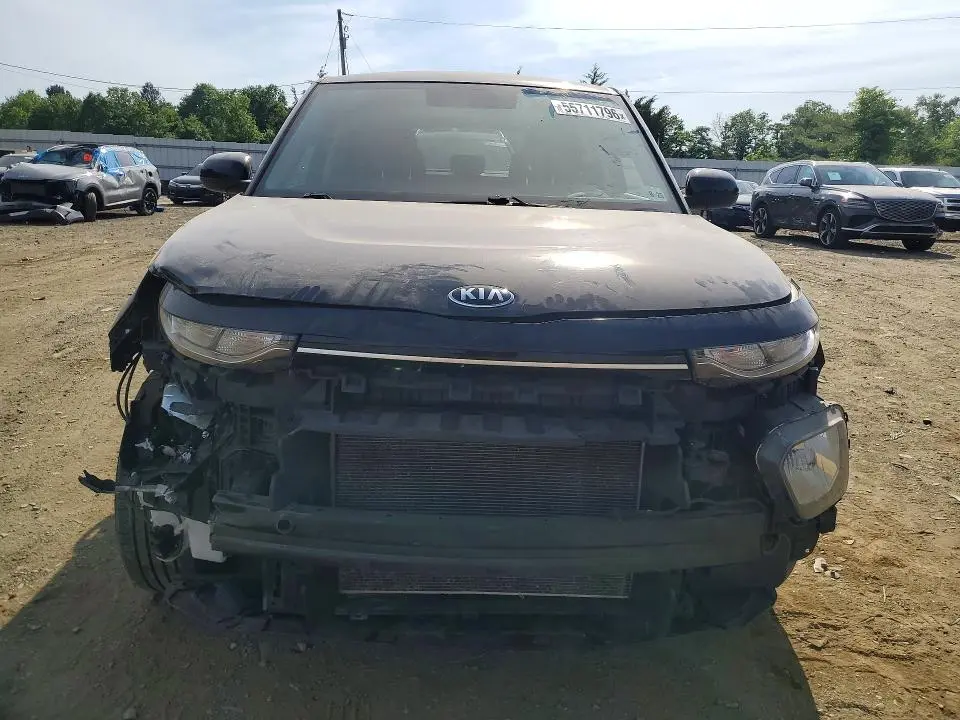 2021 KIA SOUL LX  