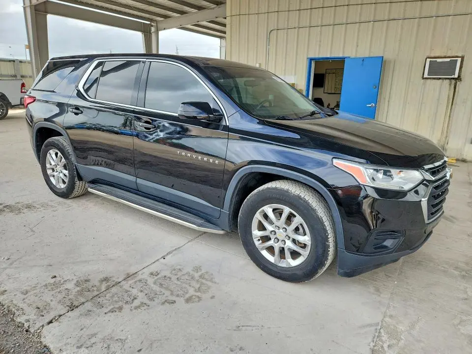 2019 CHEVROLET TRAVERSE LS  