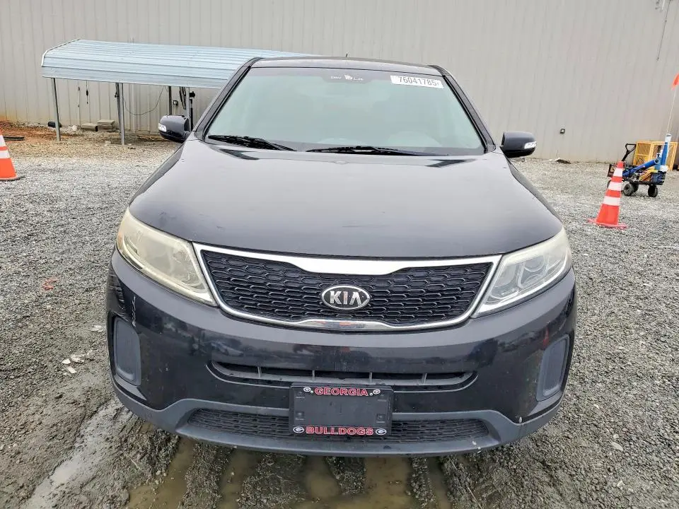 2014 KIA SORENTO LX  