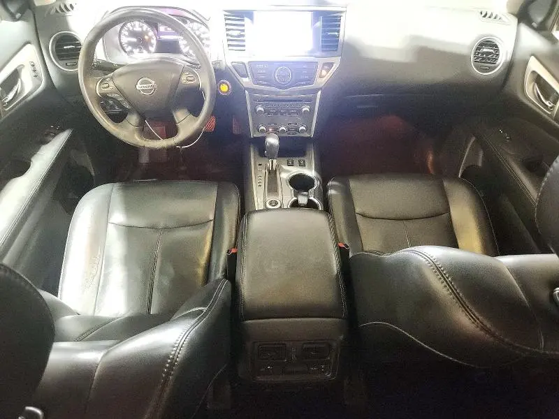 2017 NISSAN PATHFINDER SL  