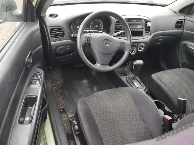 2010 HYUNDAI ACCENT SE  
