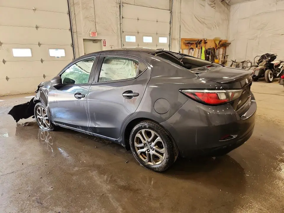 2019 TOYOTA YARIS LE  