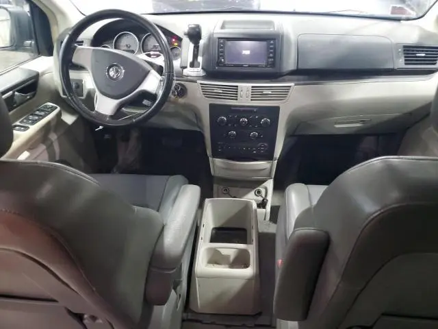 2010 VOLKSWAGEN ROUTAN SE  