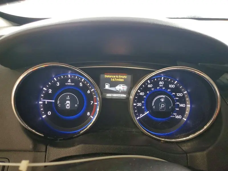 2011 HYUNDAI SONATA GLS  