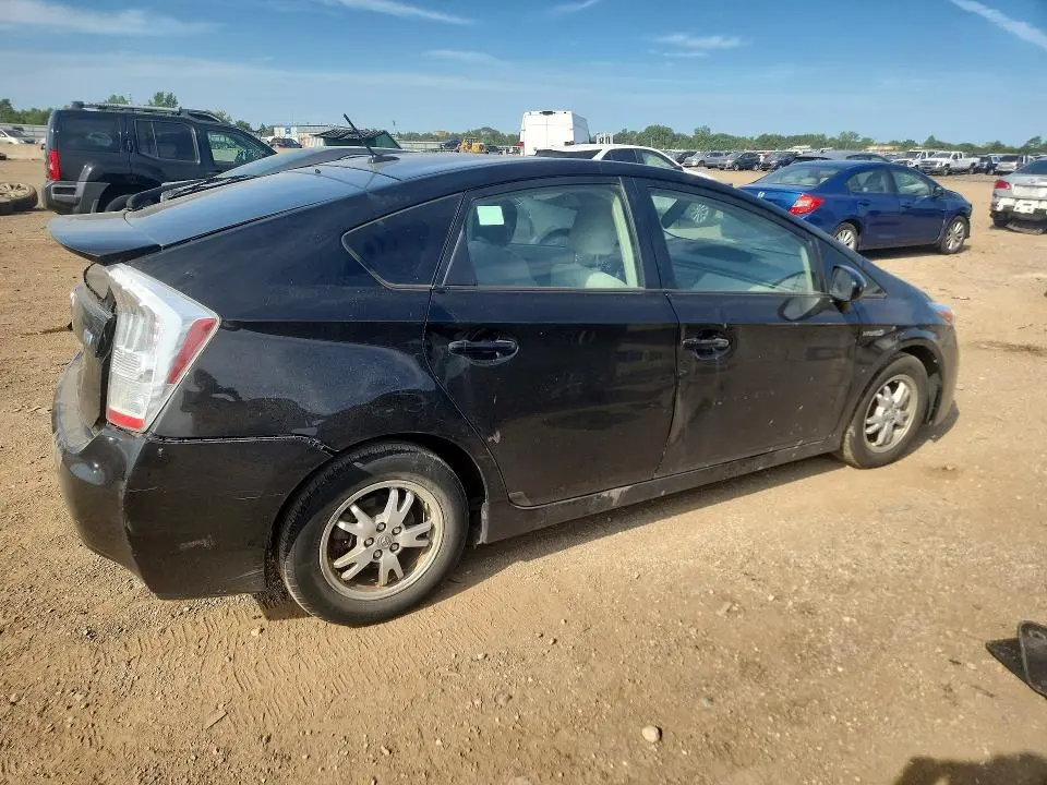2010 TOYOTA PRIUS II  