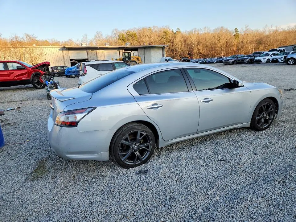 2014 NISSAN MAXIMA S  