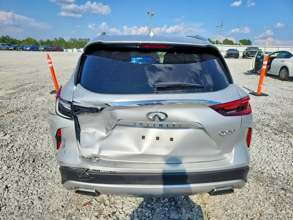 2019 INFINITI QX50 LUXE  