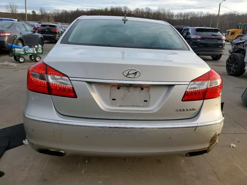 2013 HYUNDAI GENESIS 3.8L  