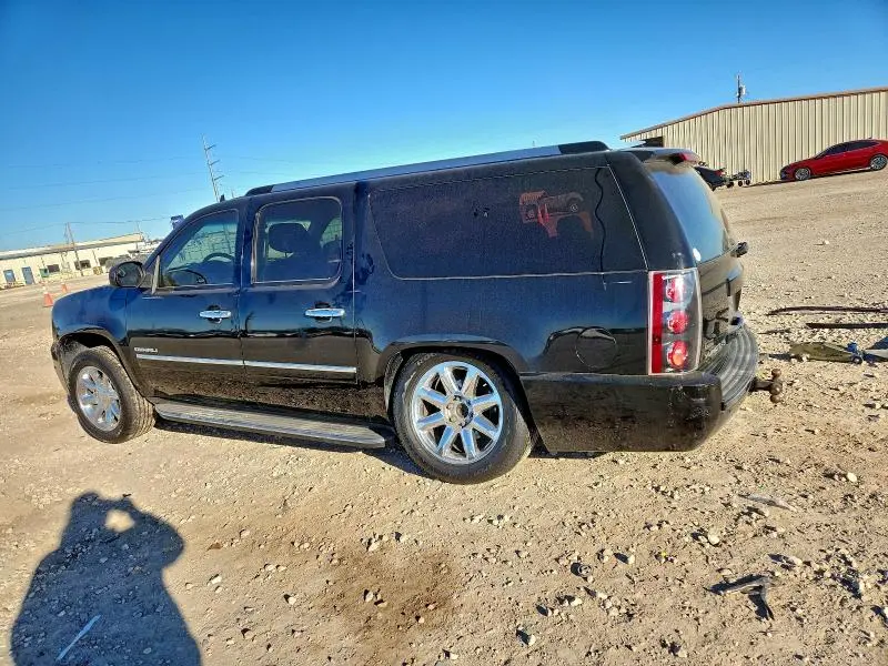 2010 GMC YUKON XL DENALI  
