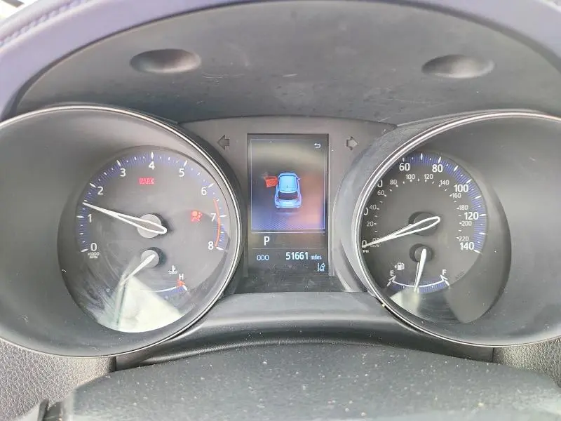 2020 TOYOTA C-HR XLE  