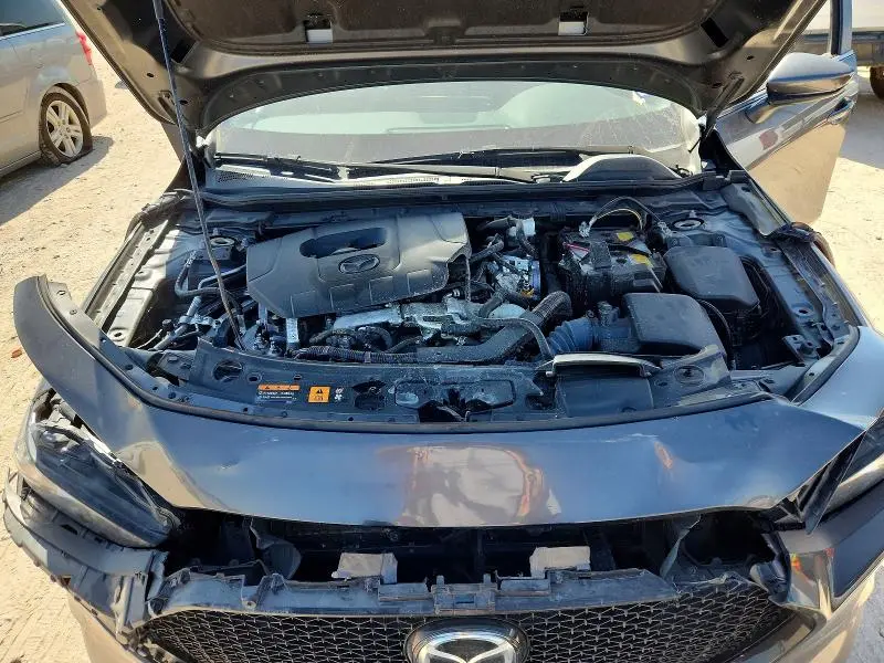 2024 MAZDA 3 PREFERRED  