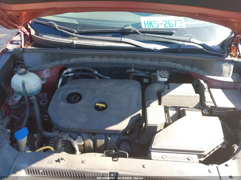 2016 HYUNDAI TUCSON SE