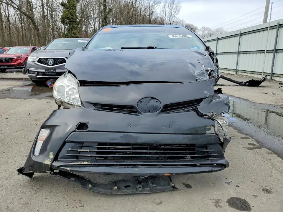 2013 TOYOTA PRIUS THREE  