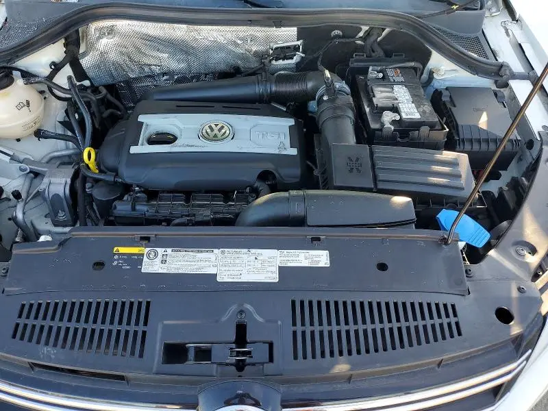 2016 VOLKSWAGEN TIGUAN S  