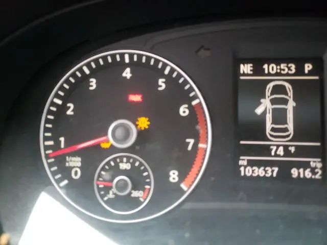 2013 VOLKSWAGEN PASSAT SE