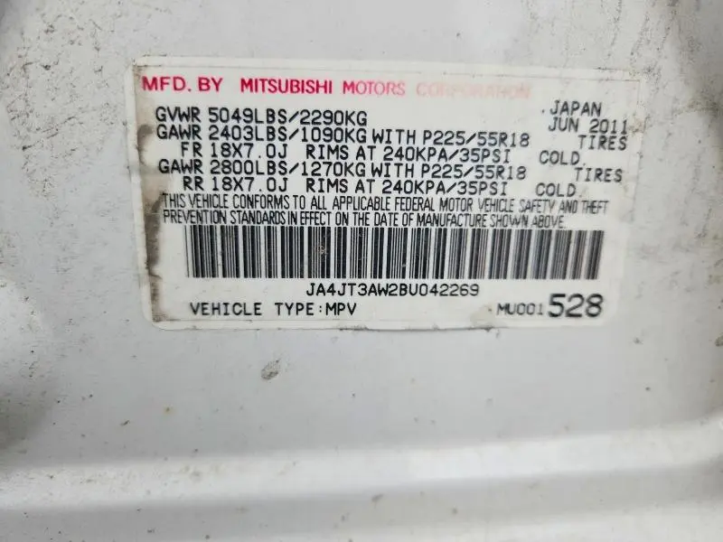 2011 MITSUBISHI OUTLANDER SE  