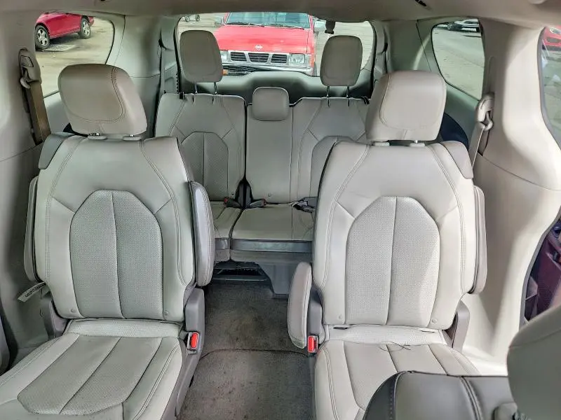 2021 CHRYSLER VOYAGER LXI  